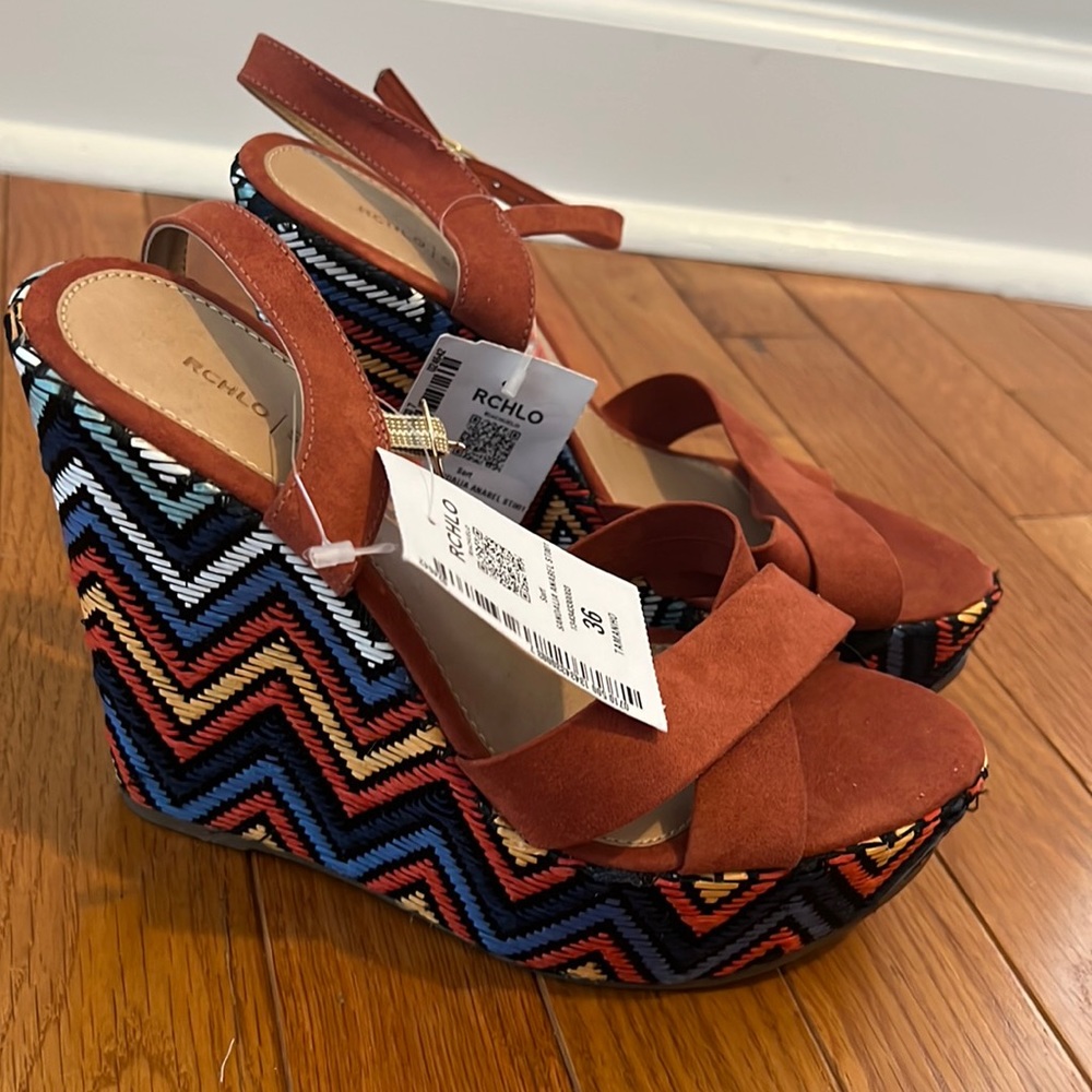New Wedge Sandals